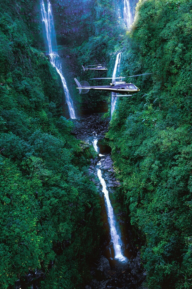 Тысяча водопадов. Молокаи Гавайи водопад. Водопад Хонокохау. Хонокохау Мауи. Водопад Мауи.