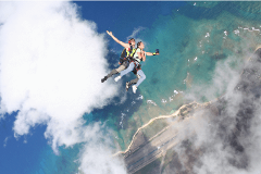 Skydive Hawaii - 14,000ft Tandem Skydive