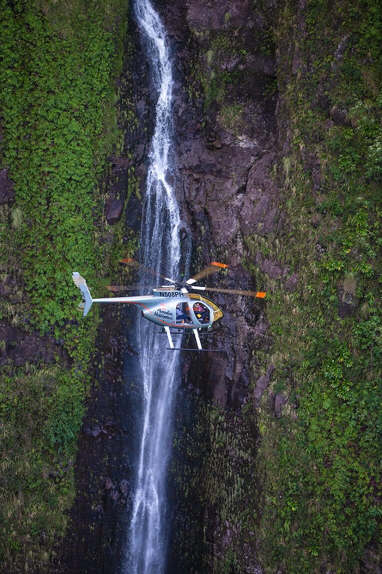 Paradise Helicopters - Big Island: Waimea: Doors-Off Kohala Valleys & Waterfalls