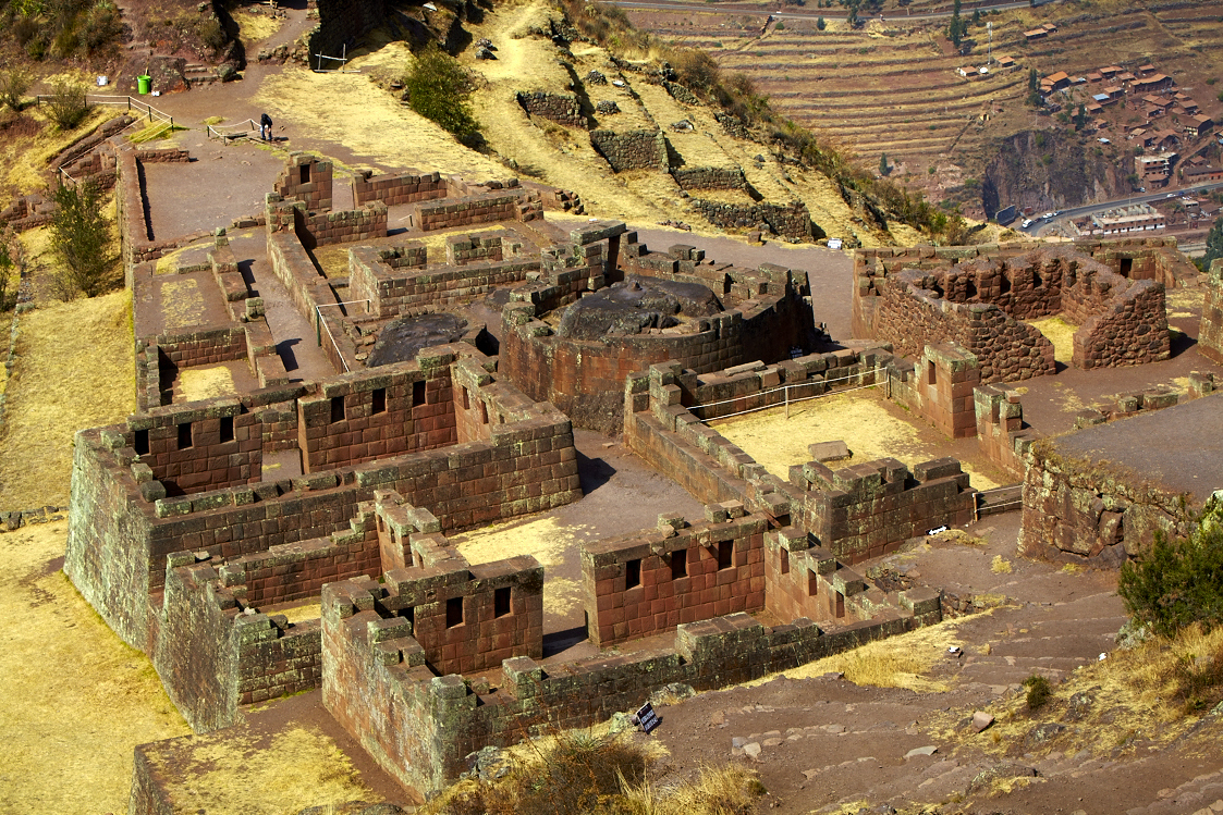 Sacred Valley: Pisac & Ollantaytambo