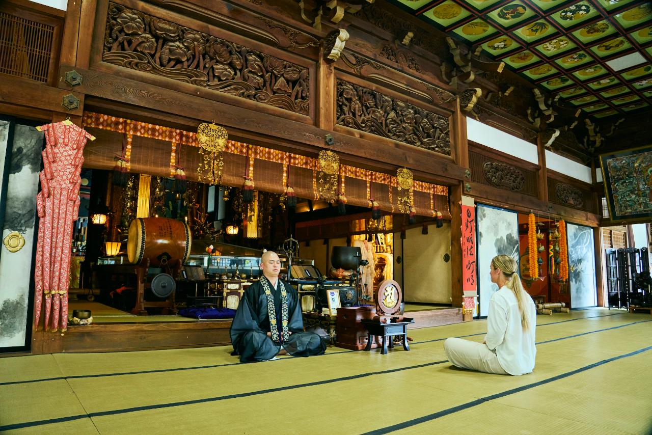 A Journey of Serenity – Two Days on the Sacred Island of Miyajima Surrounded by a Millennium of Prayer