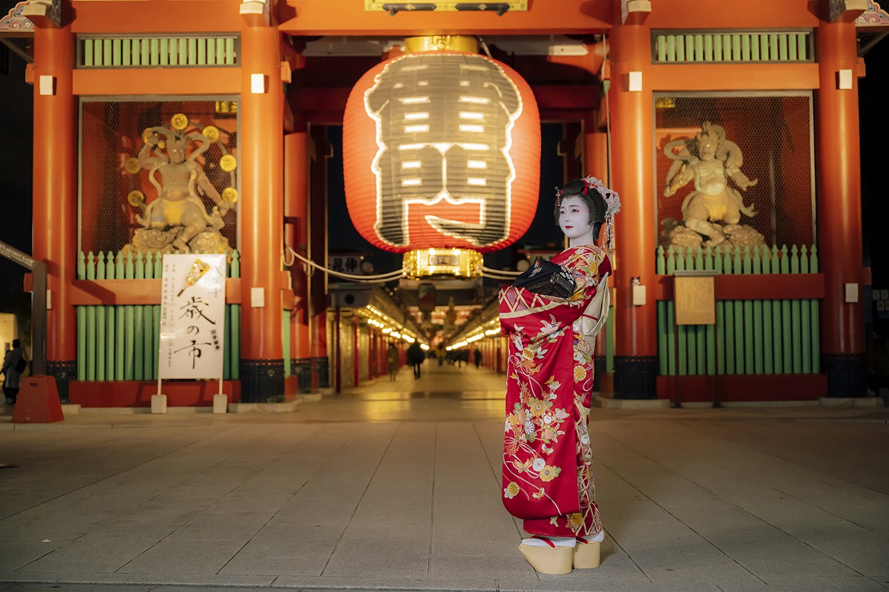 Geisha Ozashiki at Asakusa, a Quality Time Filled with Art and Japanese Culture