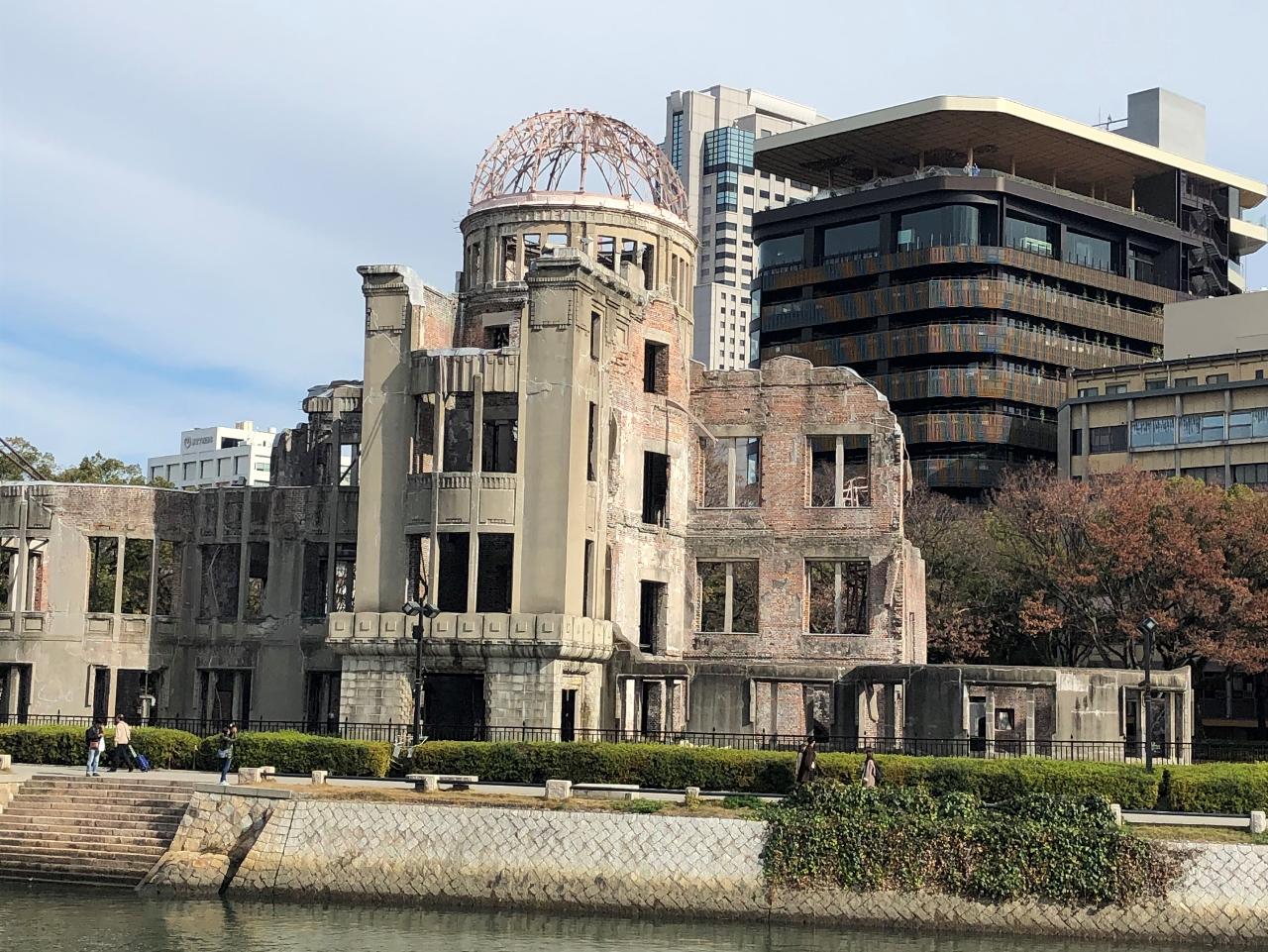 평화 도시 히로시마의 과거와 미래를 체감하는 가이드 투어