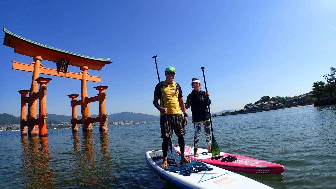 世界遺産の大鳥居を間近に見る厳島神社supツアー Attractive Japan Reservations