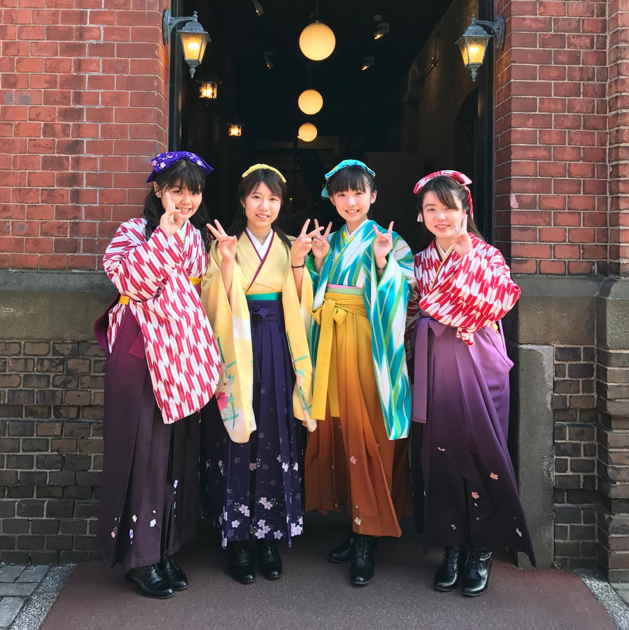 Take Photos in Famous Areas of Hakodate With Kimono “Hakama”