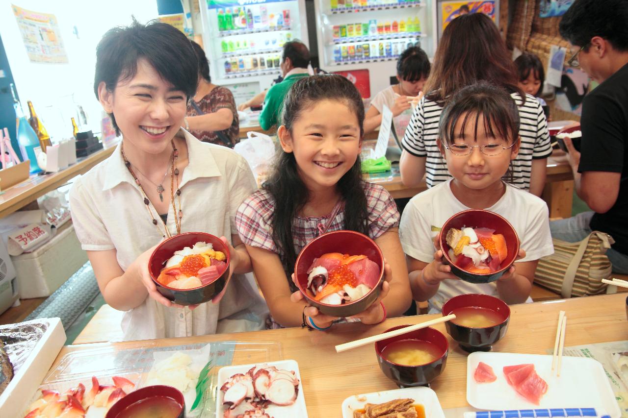 【マイ海鮮丼が作れるチケット付き】松島・塩釜間を巡るクルーズツアー