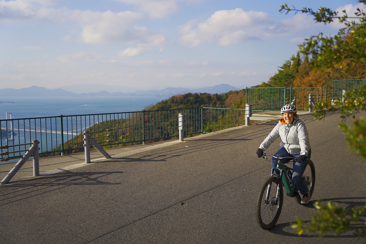 海の安全を守る海賊？！かつて瀬戸内を制した「村上海賊」の軌跡をサイクリング&タクシーで巡るガイドツアー