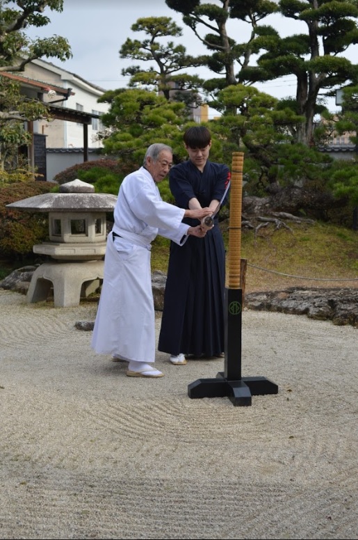 Samurai experience at a Japanese garden restaurant and Japanese cuisine
