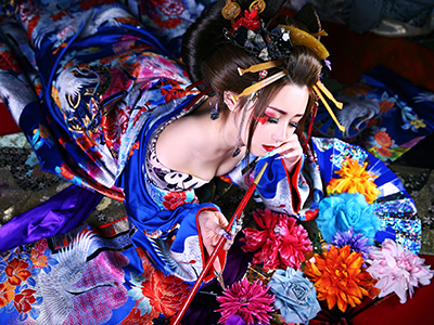 Dress like an 'Oiran': A Japanese Courtesan from the 17th Century