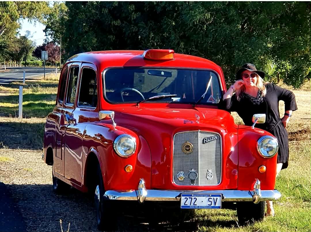 Barossa Food & Wine Trail in a Vintage London Cab (TC)