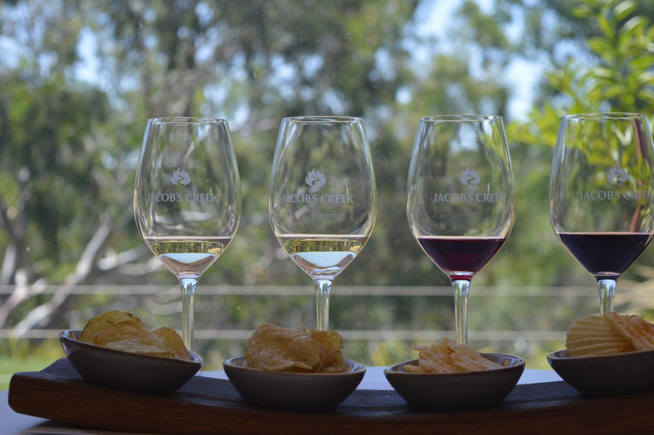 zJacob's Creek Uncorked & Crunched