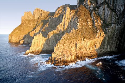 Tasman Island Cruises Tasmania Australia