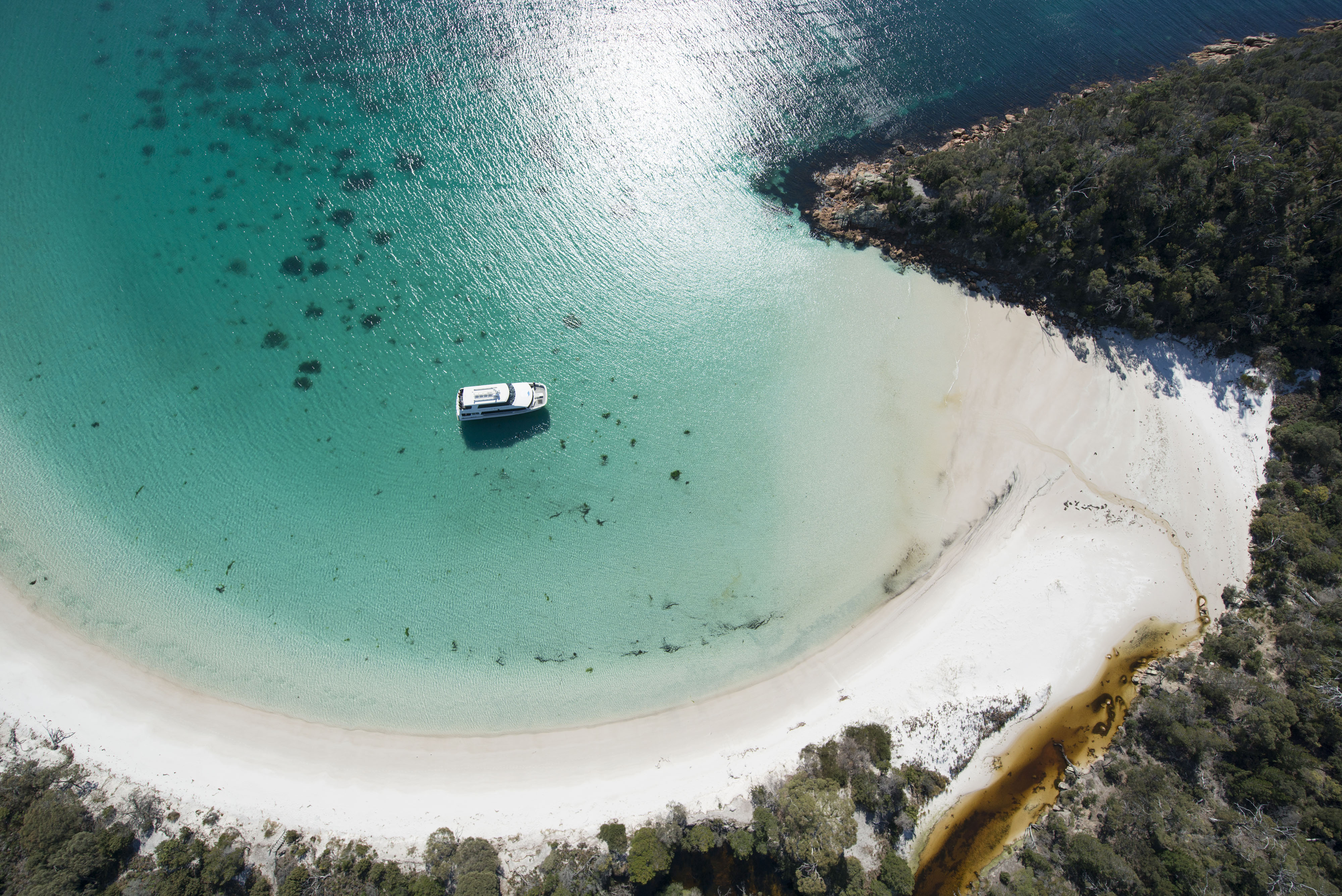 Wineglass Bay Cruises - Vista Lounge (including Ploughmans Lunch)