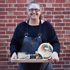 Girls To The Front! - A Queen Vic Market Foodie Tour