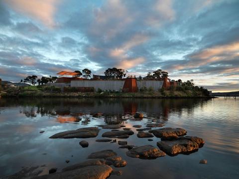 Luxury Wine Tour at MONA Hobart – inc bottle of wine Tasmania Australia