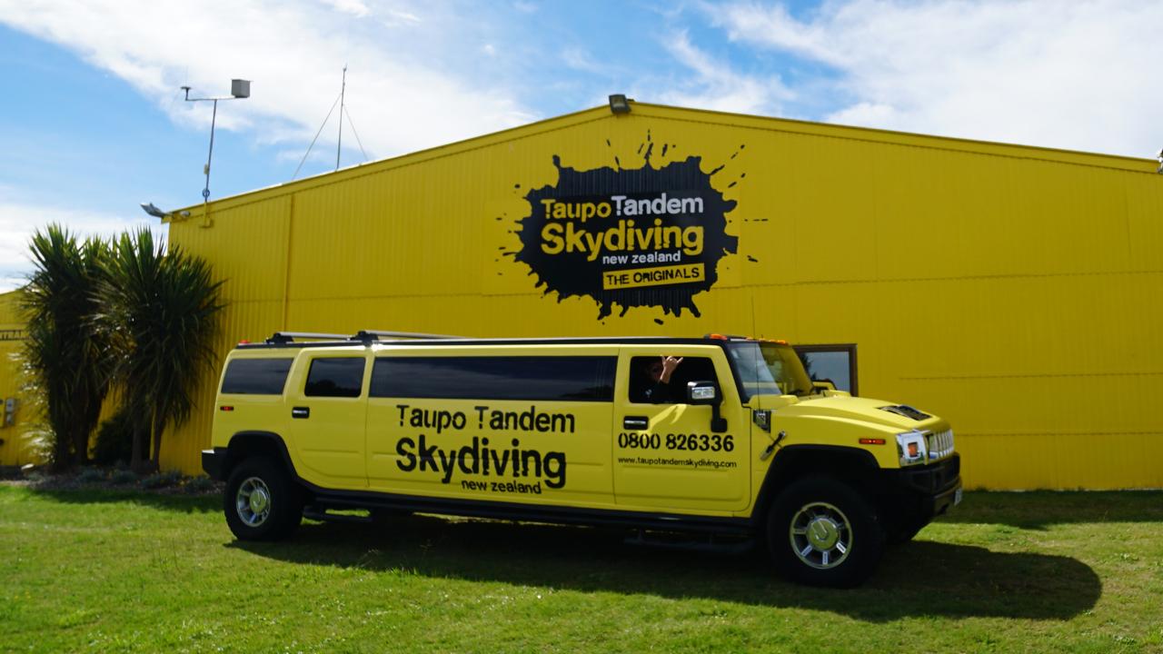 15,000ft Tandem Skydive with Pick up