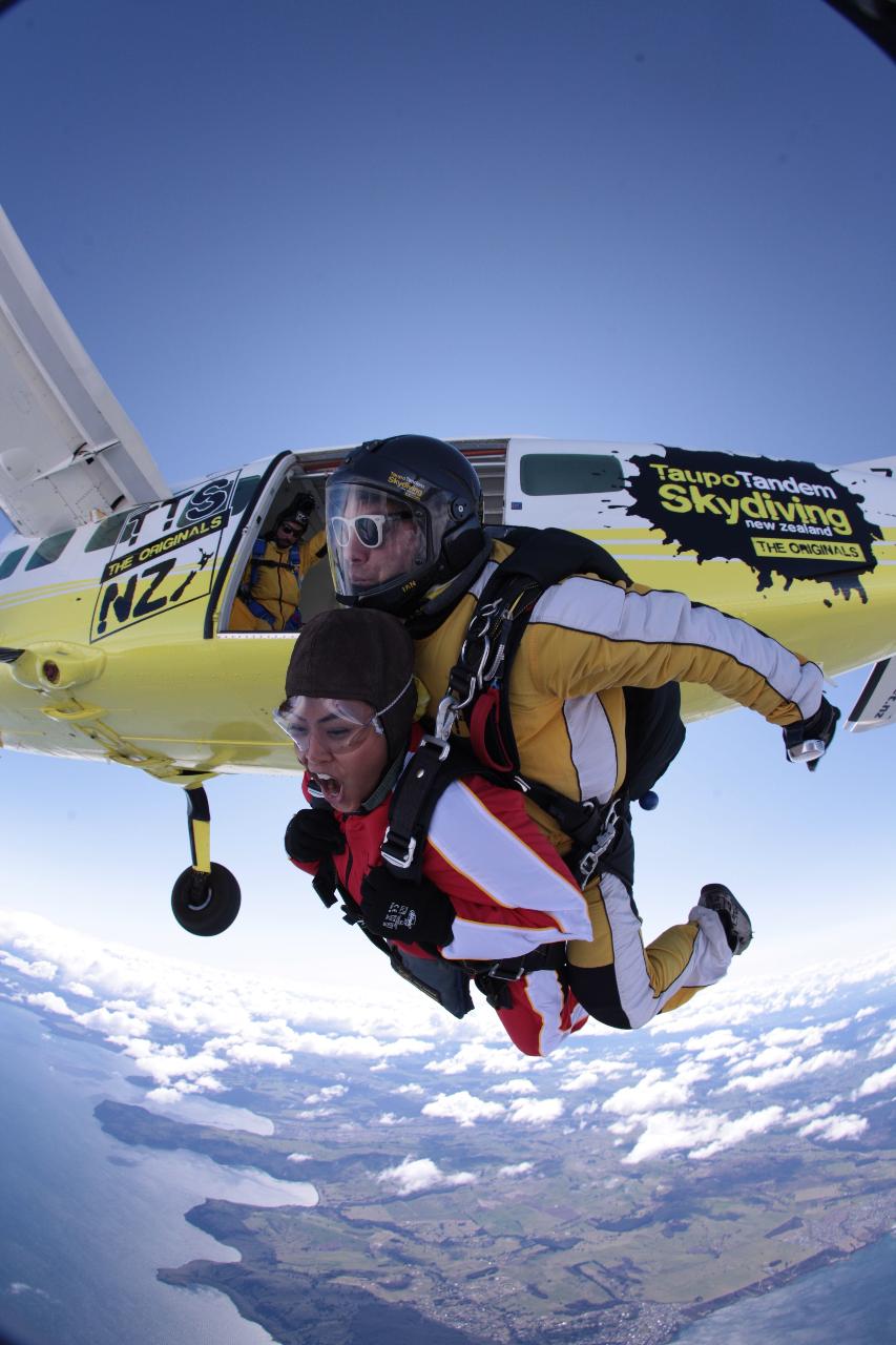 16,500 ft Tandem Skydive