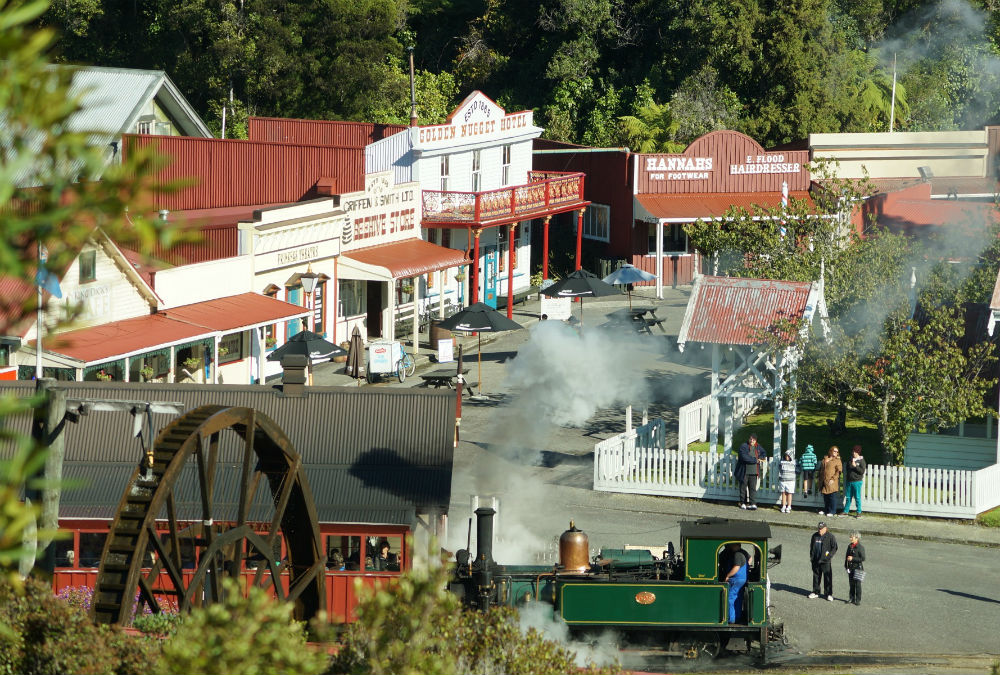 Shantytown Heritage Park Tour with Gold Panning