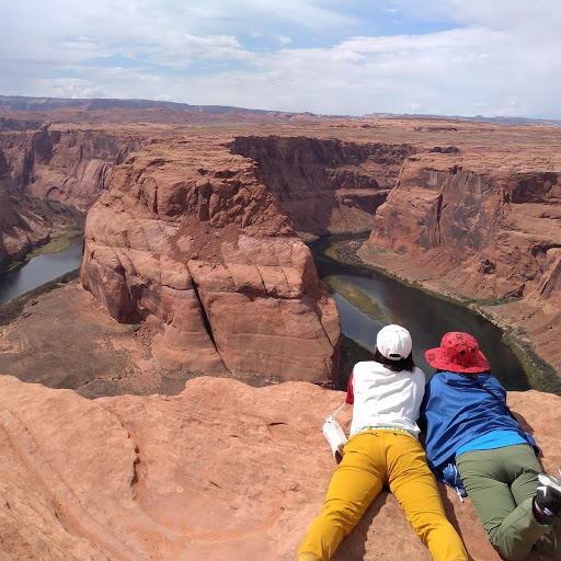 Upper Antelope Canyon & Horseshoe Bend Tour from Las Vegas with Lunch