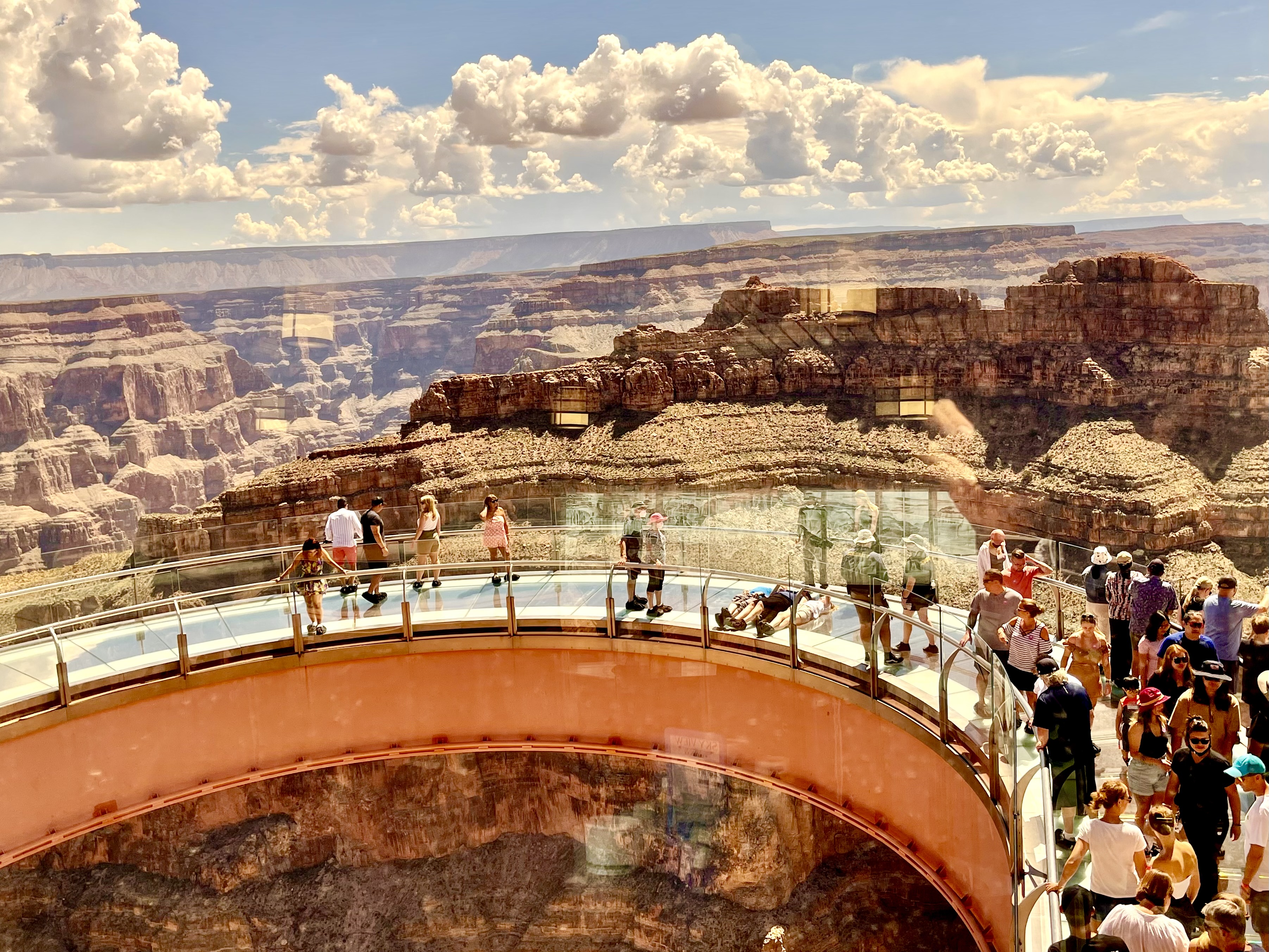 1-Day Grand Canyon West & Hoover Dam Photo Stop Tour from Las Vegas with Lunch