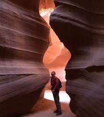 2 Day, 1 Night Bus Tour From Las Vegas to Upper Antelope and Horseshoe Bend, Overnight in Las Vegas (KL)