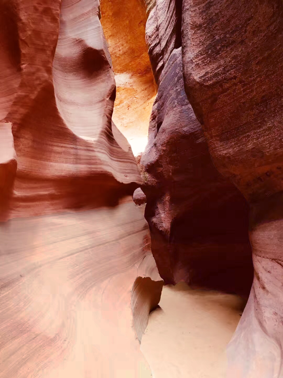 VIP Small Group Tour to Antelope Canyon X & Horseshoe Bend from Las Vegas - Excalibur Pickup