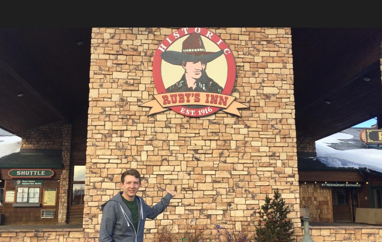 One-way Shuttle: Kanab to Ruby's Inn