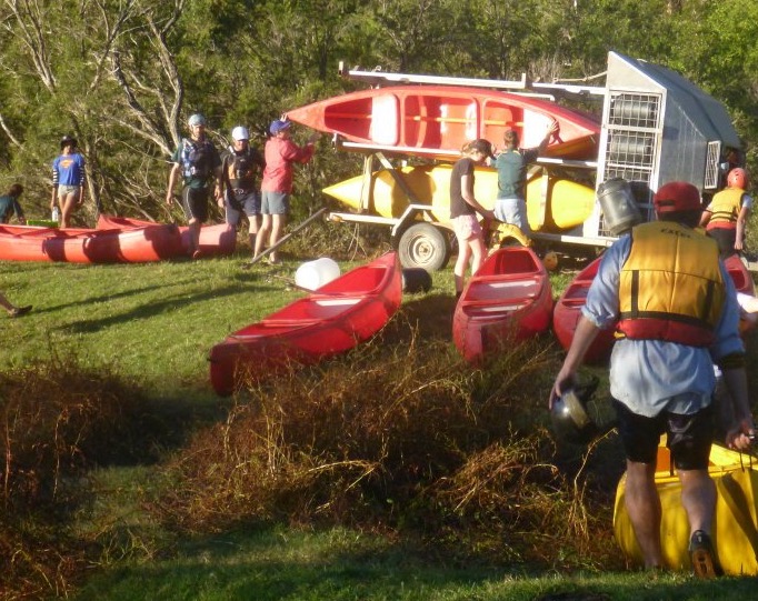 Canoe / Kayak Trail Shuttle Services from / to Buccarumbi