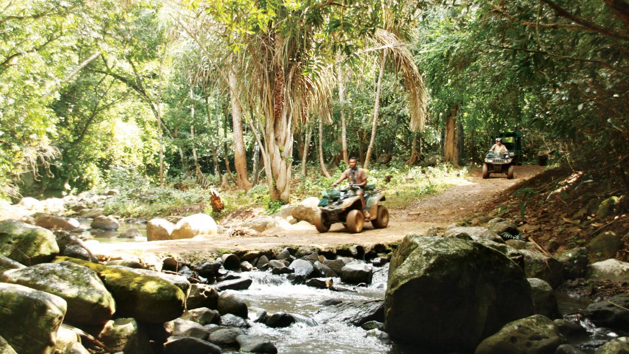 Two Waterfalls Walking Trail (Non-Residents) 