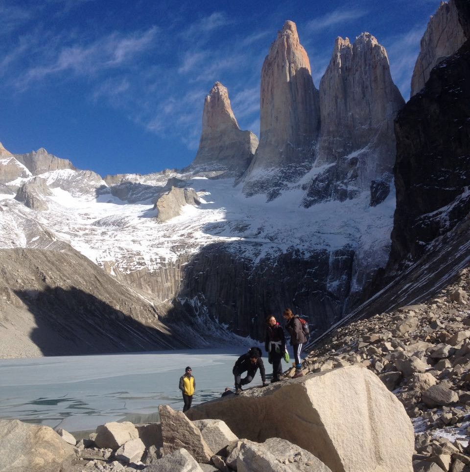 w-trek-alternative-chiletour-patagonia-reservations