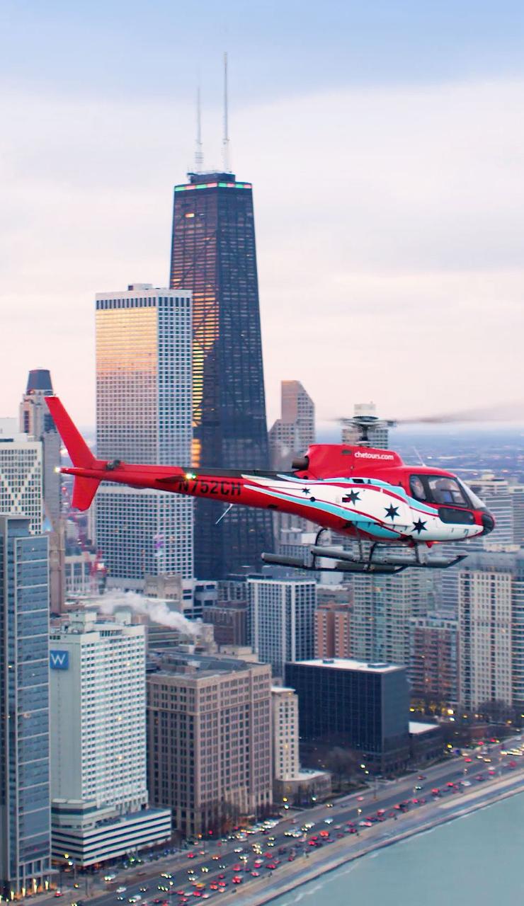 Private Helicopter Tour of Chicago - 15 minutes