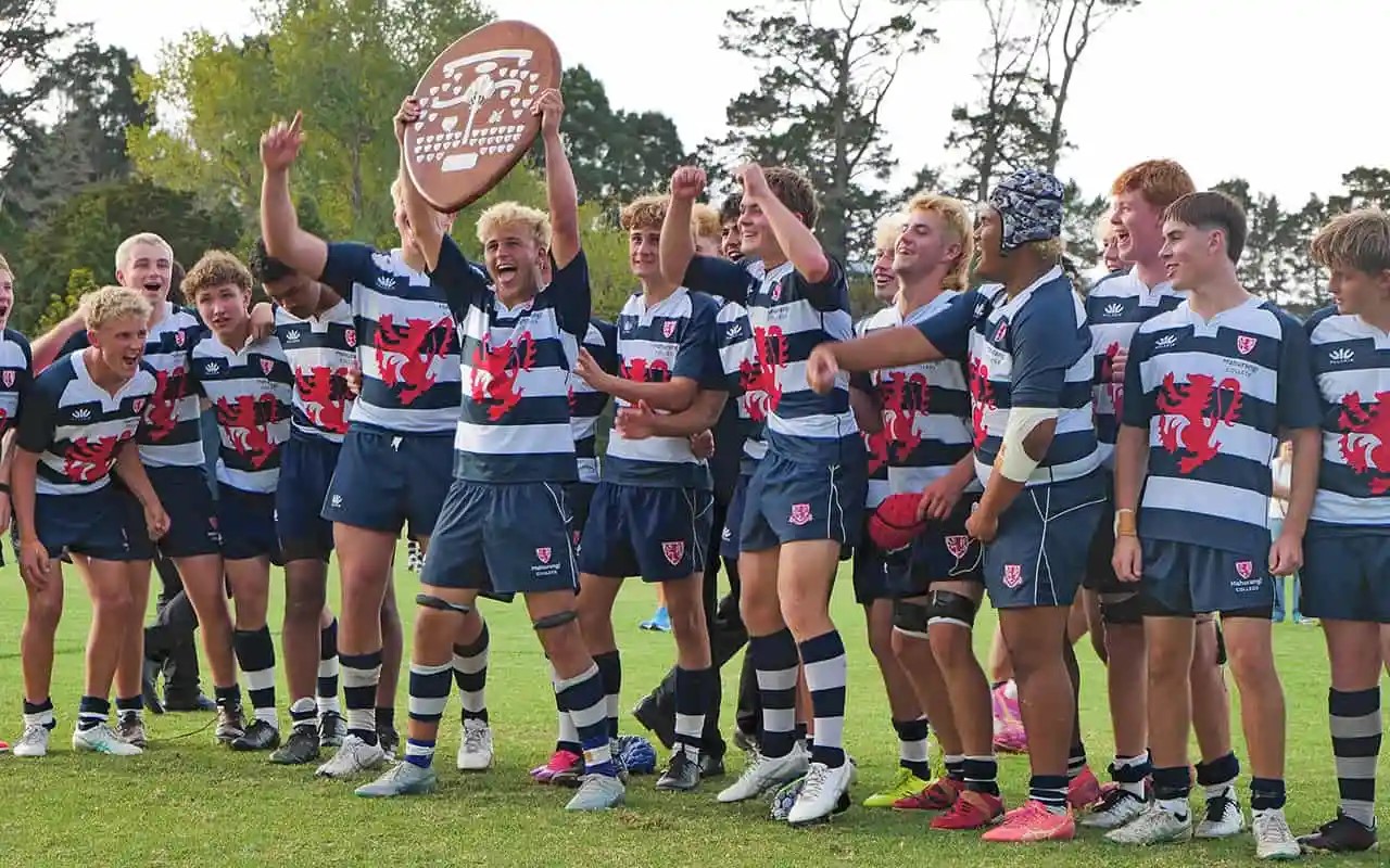 Mahu College 1st XV - Supporters' Bus