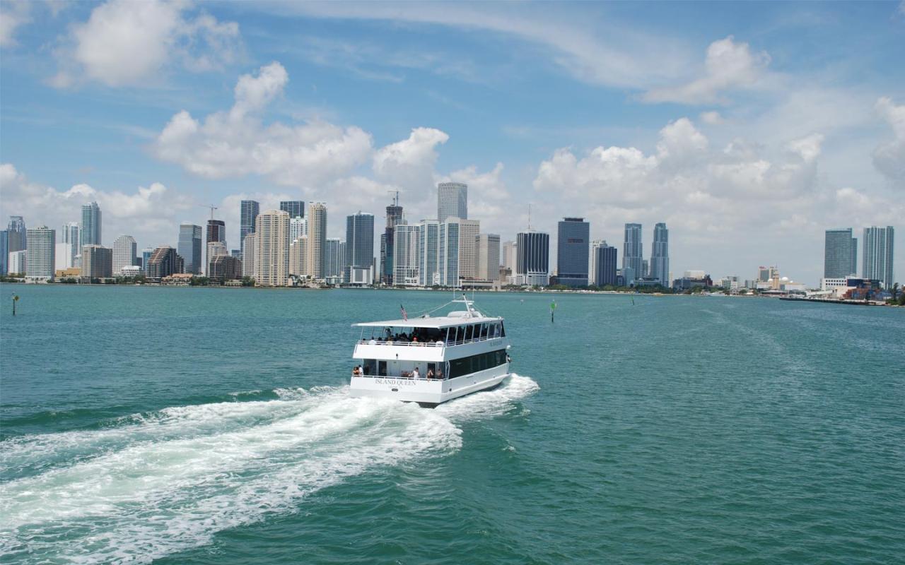 Miami Stadtrundfahrt – Joe’s relaxter Bootstour auf Deutsch