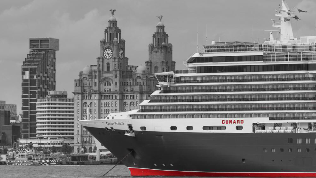 Shore Excursion - Full Day Liverpool & Beatles - Motor coach & walking tour - 5 star reviews Liverpool's only full day Shore Excursion.