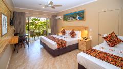 4 Nights Drop-Everything Island Escape at the Edgewater Resort & Spa