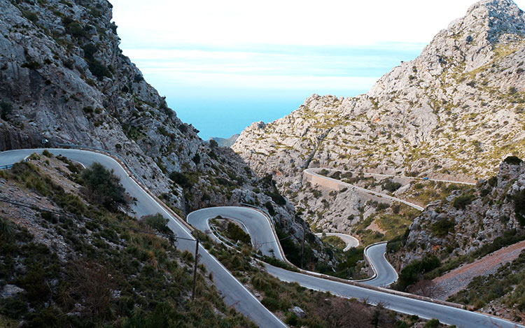 Montserrat & Porsche Cayman GTS (PGT111)