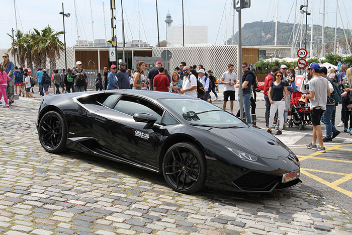 Barceloneta & Lamborghini Huracan - 20min City Tour (LH41)