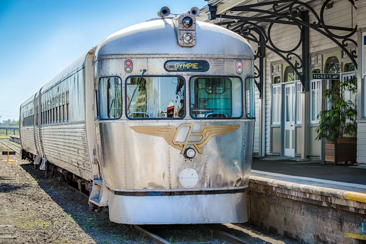 Christmas Fair Silver Bullet Shuttle - Monkland (Return)- Saturday 6th December