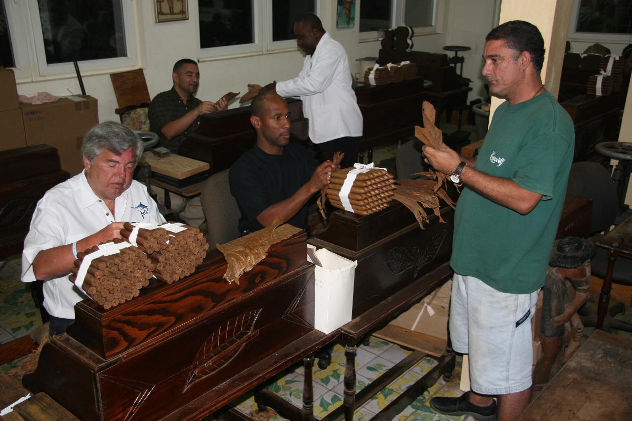 Graycliff Cigar Rolling Lesson 