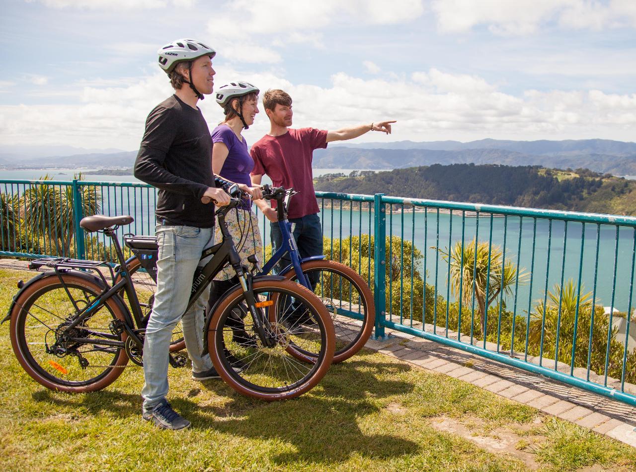 Voucher: Electric Bays Tour - Guided Electric Bike Tour in Wellington