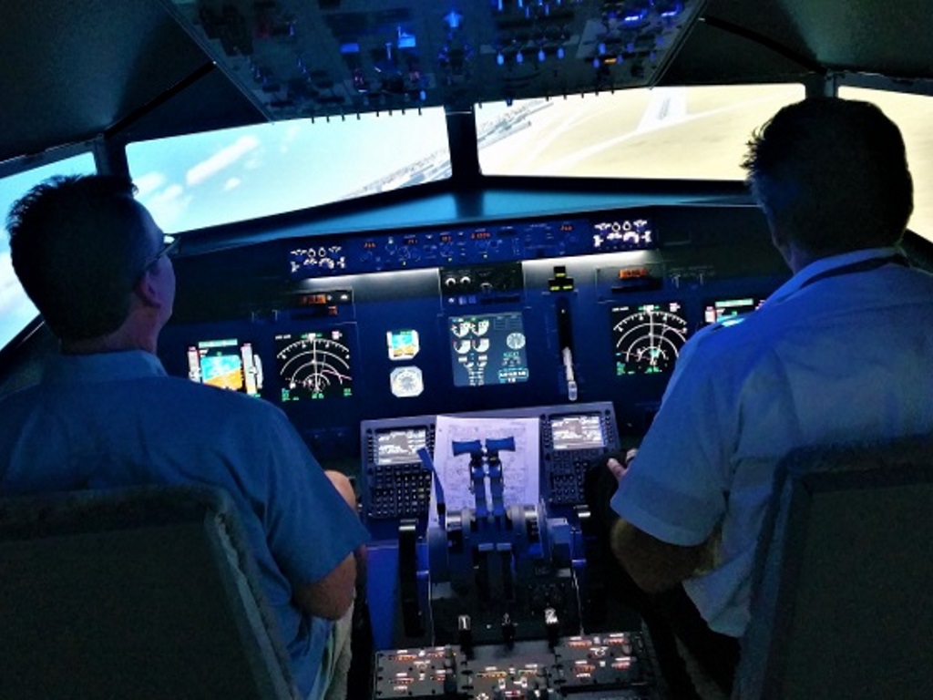 Simulator - Boeing B737 Flight Simulator -  2 hours