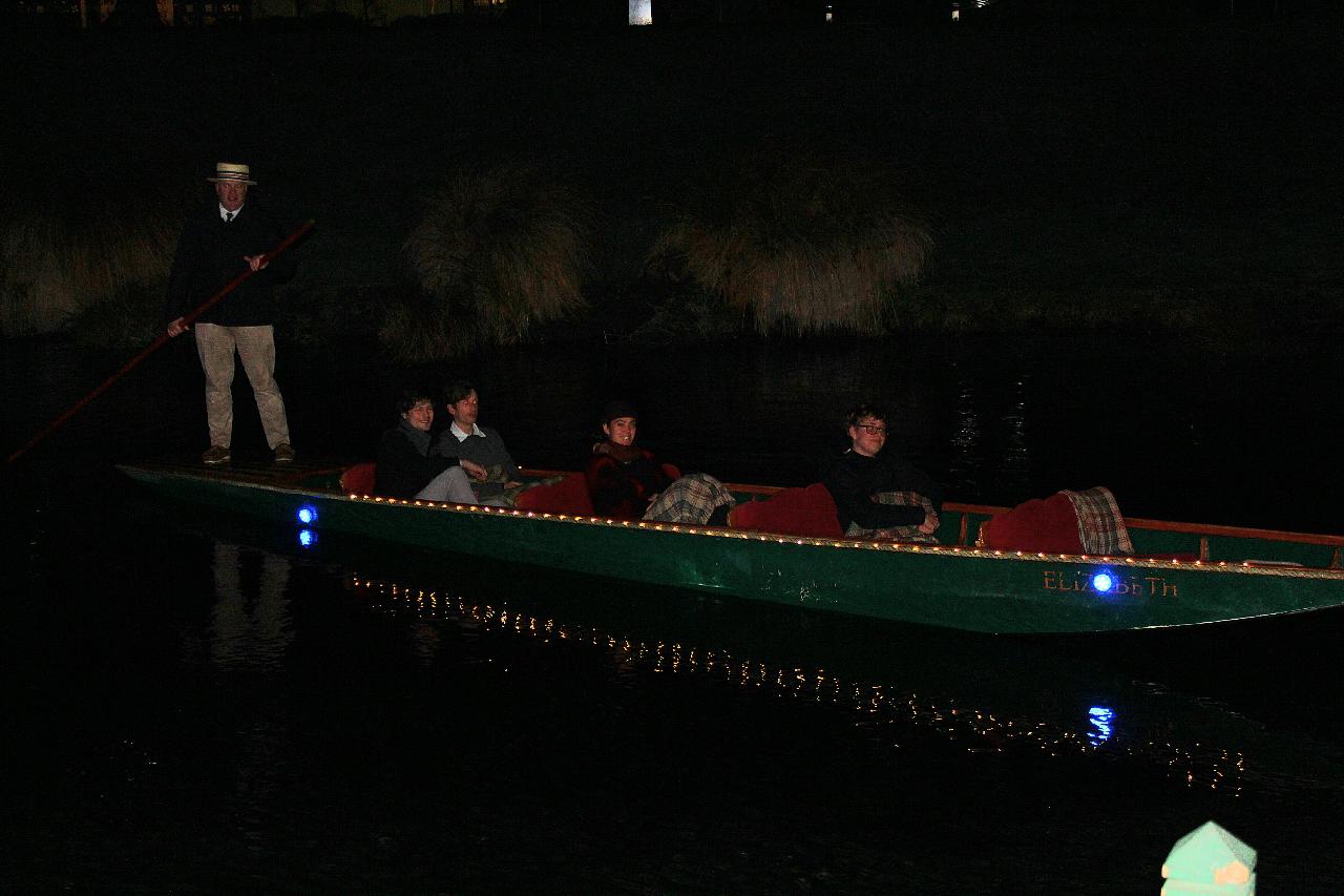 Punting on the Avon Tour - Evening Punt Ride