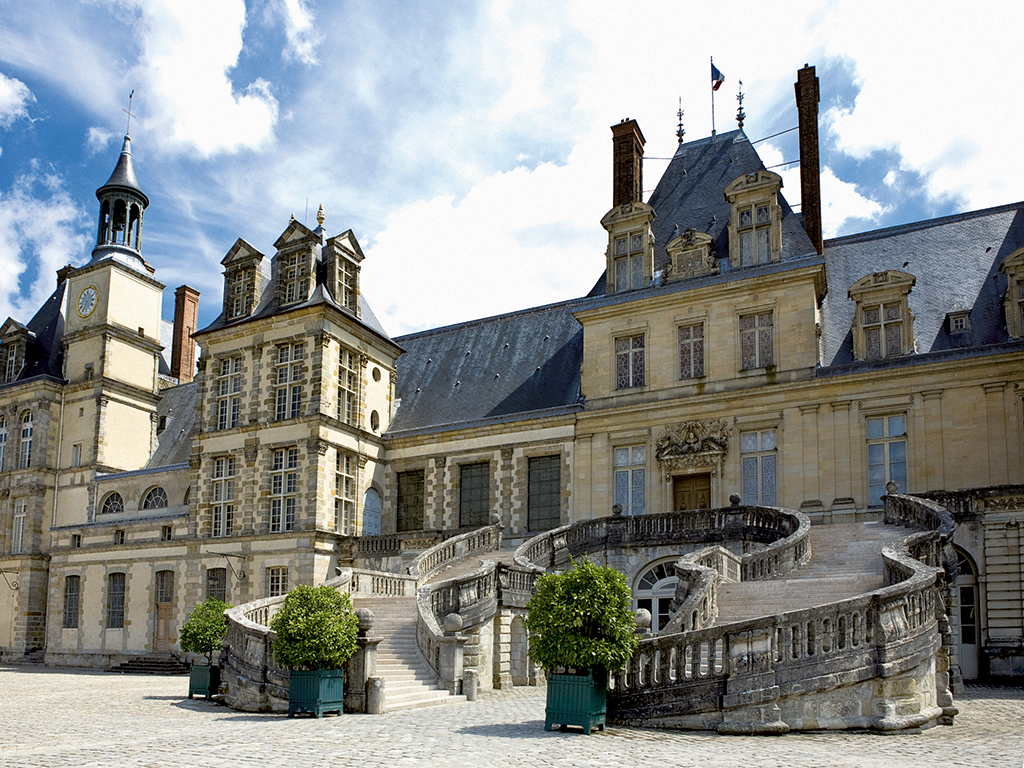 Fontainebleau Private Guided Tour: Half-Day Trip from Paris