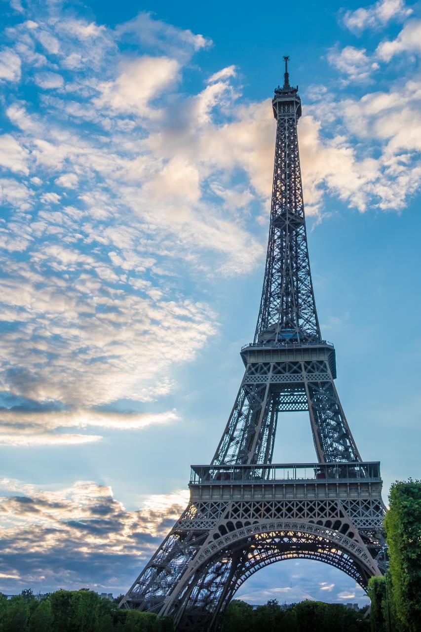 Eiffel Tower Tour by Elevator with 2nd Floor Access Tickets