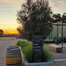 McLaren Vale South Hop On Hop Off Tour Experience for Large Groups