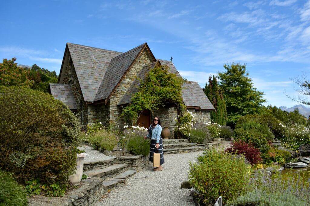 Queenstown Hop on Hop off Wine and Beer Afternoon Tour Hop on Hop off