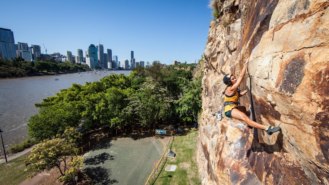 Outdoor Climbing Technique Program (6 sessions over 4 weeks)