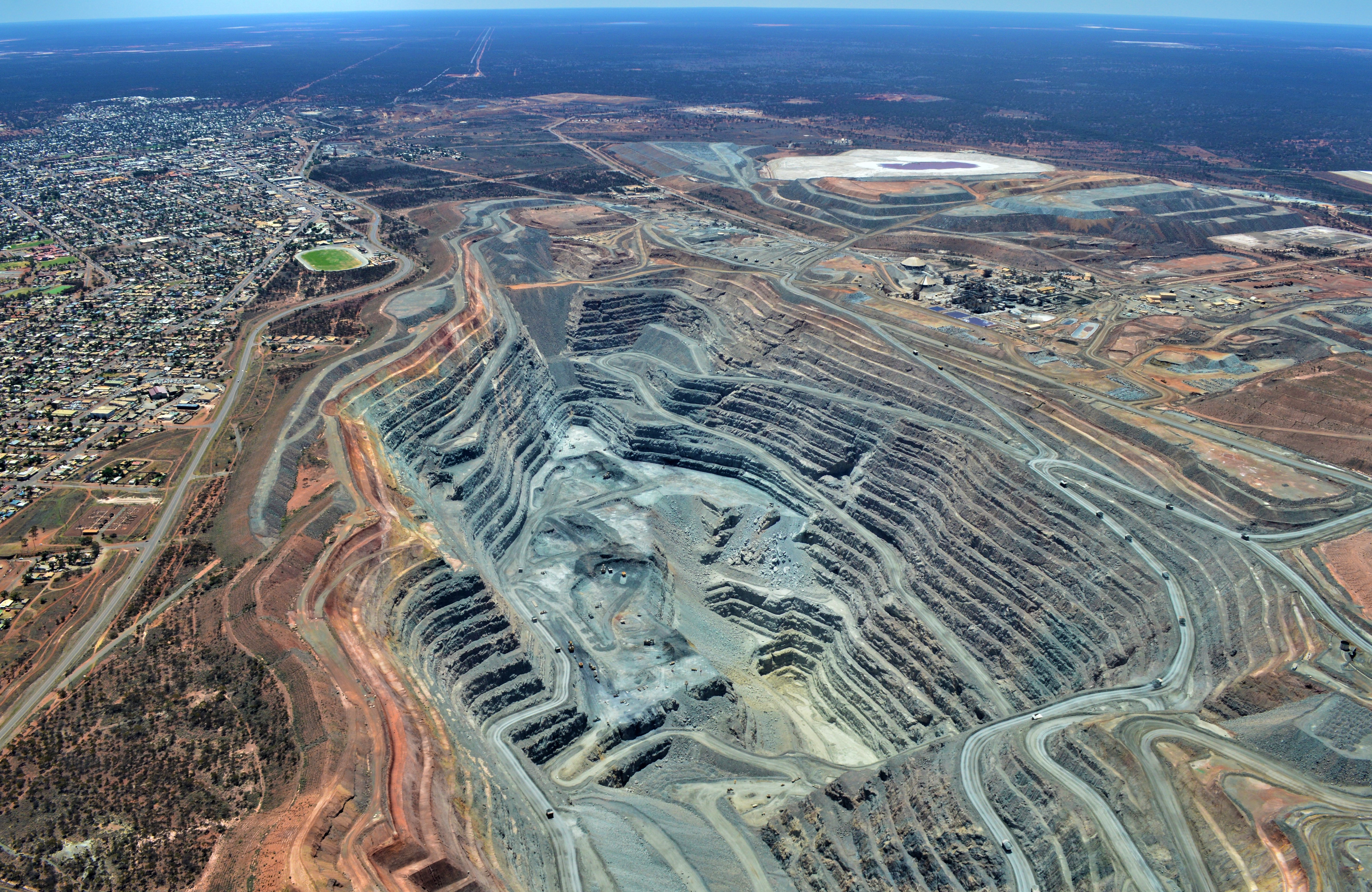 Lake Lefroy including Big Pit Scenic Flight
