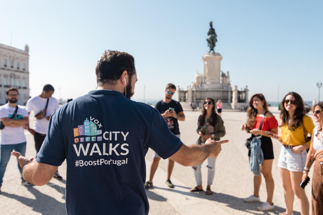Vox City Walks Lisbon & Hop On Hop Off Boat 24h