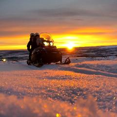 Snowmobile safari to Lapland viewpoint